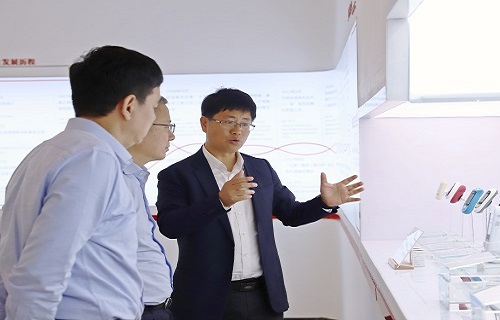 湖南省副省长朱忠明调研三诺生物