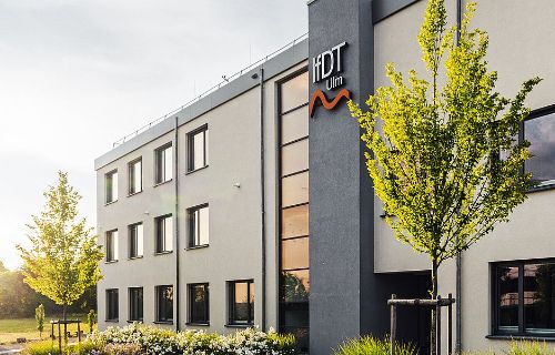 European Data of a US and European Pivotal Study of iCan i3 CGM