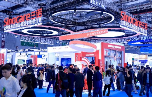 数智启新 全球领航|三诺生物亮相第93届CMEF 以数智创新引领全球慢病管理